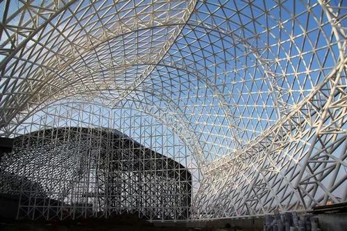 钢结构有几种连接方法?(图1) 钢结构有几种连接方法?(图1)