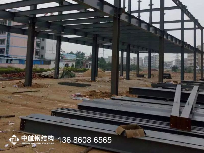 轻钢结构施工六个步骤(图1) 轻钢结构施工六个步骤(图1)